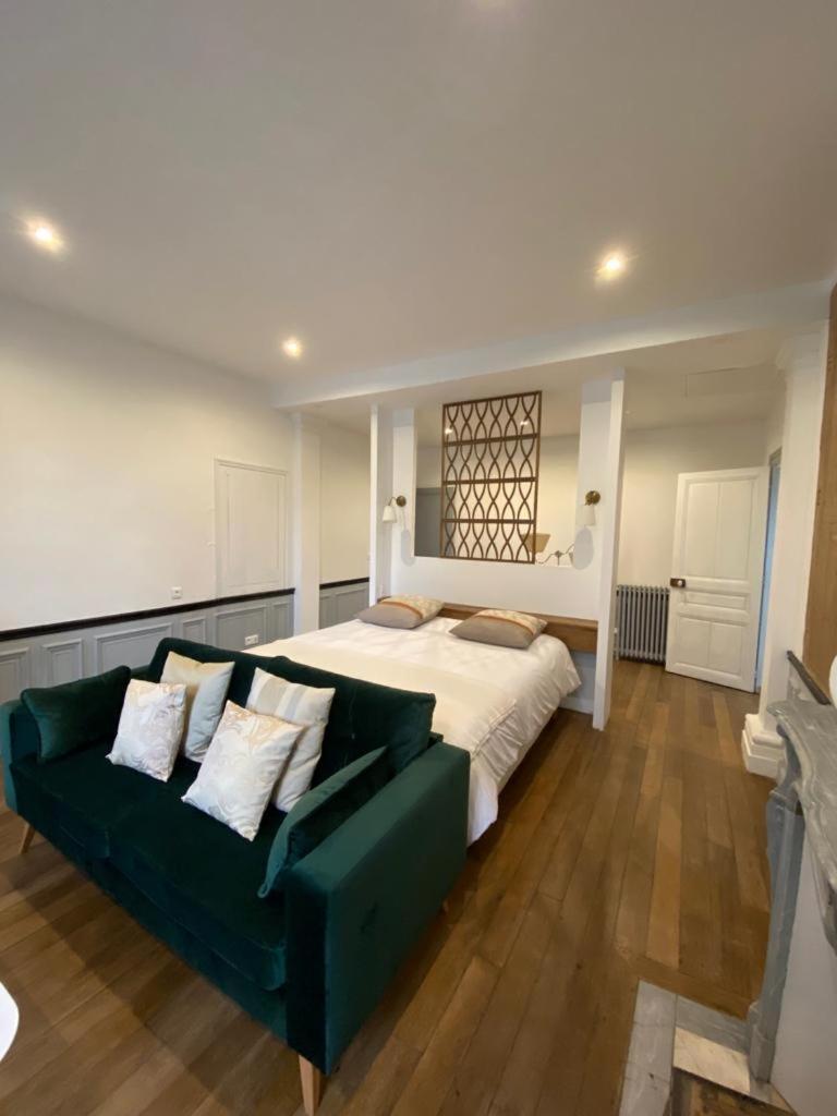 Chateau De Courmelois Champagne Guest House Val de Vesle Rom bilde